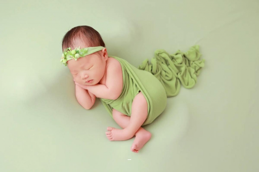 灌南5个月宝宝睡觉 灌南5个月宝宝睡觉